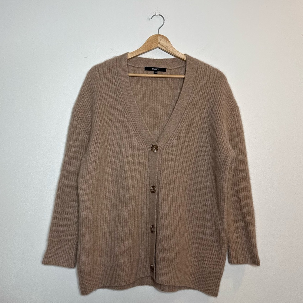Quince Mongolian Cashmere Oversized Boyfriend Cardigan size xs in camel tan